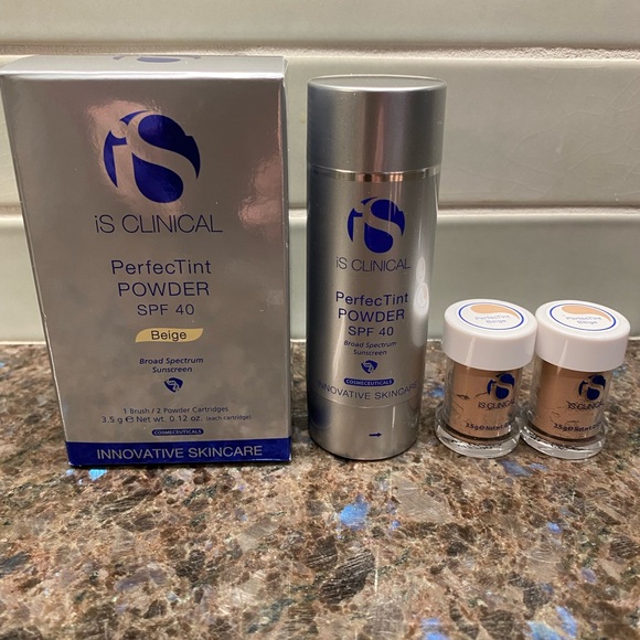 IS Clinical PerfecTint Powder SPF 40 Beige - Picture 1 of 11
